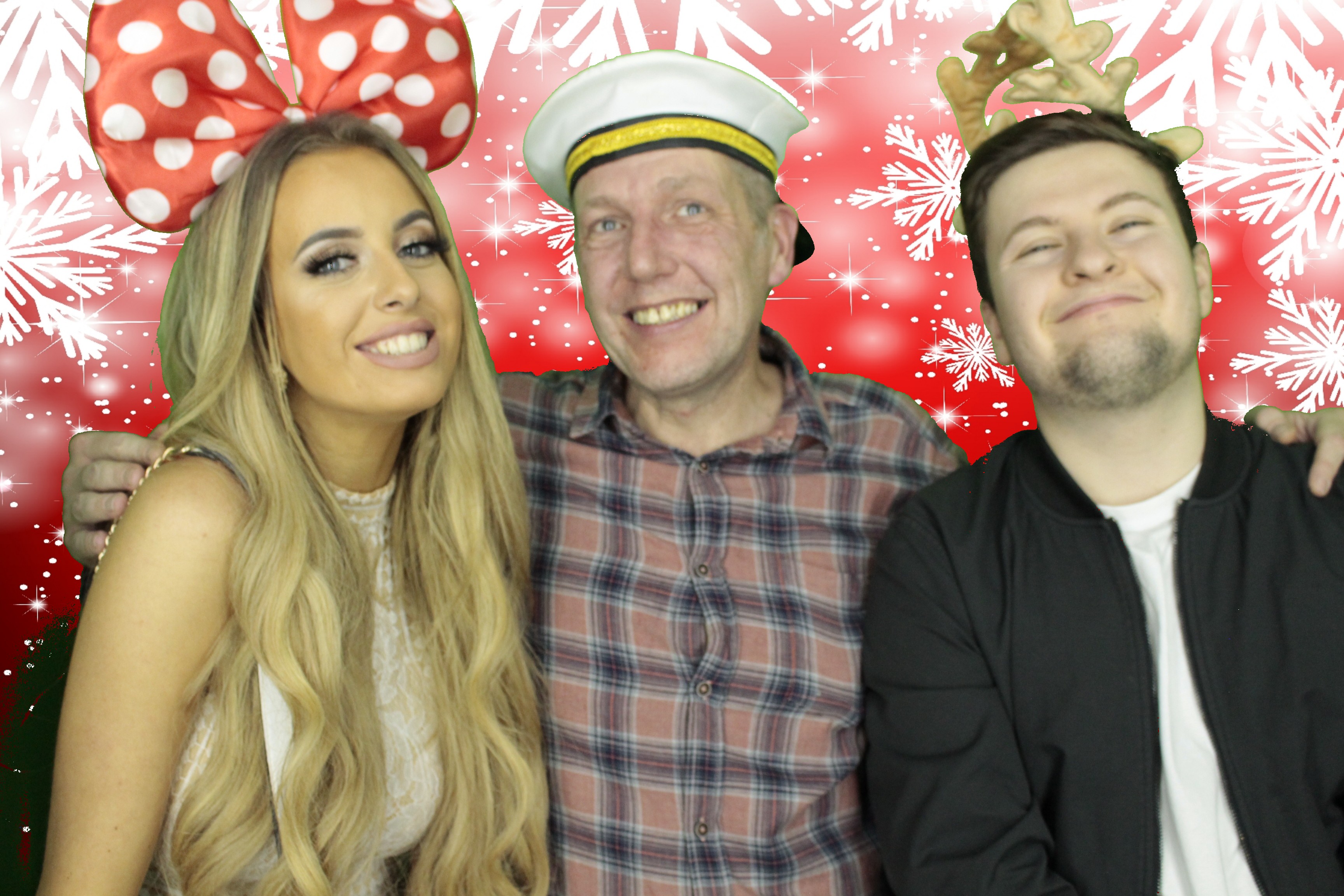 Ocean Network Express Christmas Party 2019 | View more photos from the event at gallery.myphotoboothexperience.co.uk/u/MyPhotoBoothExperienceLtd/Ocean-Network-Express-Christmas-Party-2019